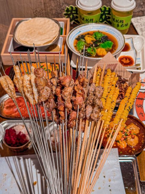 辣椒？藏在烟火里的六大江湖烧烤派系pg电子模拟器试玩大把孜然、大把(图7)